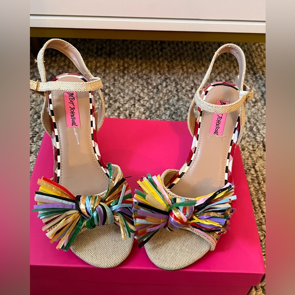 Betsey Johnson Women 8 Multicolor Slingback Espadrille Wedge Sandals NWOT
